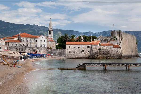 ortaçağdan kalma şehir Budva görünümünü. Karadağ