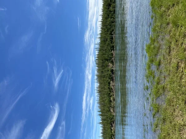 Nuages Blancs Dans Ciel Bleu Sur Rivière Norilka Taimyr Nature — Photo