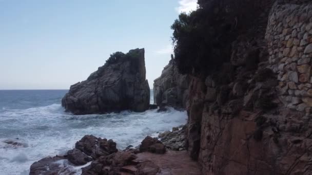 Plaża Kamienista Skały Nad Morzem Widok Powietrza Morze — Wideo stockowe