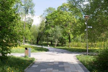 Rusya, Moskova, 24 Mayıs: Geleceğin Bahçesi. Moskova Parkı, Botanik Bahçesi metro istasyonunun yanında..