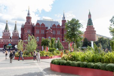 Moskova, Rusya-Eylül 06, 2021: Açık Uluslararası Arazi Tasarım Yarışması Çiçek Yarışması, Manezhnaya Meydanı 