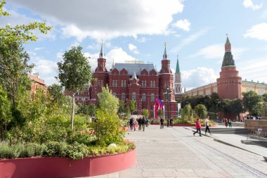 Moskova, Rusya-Eylül 06, 2021: Açık Uluslararası Arazi Tasarım Yarışması Çiçek Yarışması, Manezhnaya Meydanı 