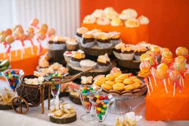 şık lüks dekore portakal şeker çubuğu