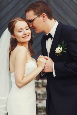 nazik şık damat ve gelin