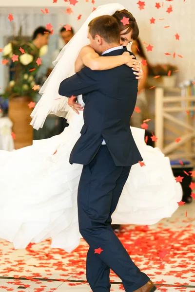 Bailando linda pareja — Foto de Stock