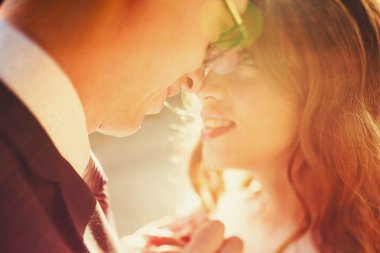 lüks şık genç gelin ve damat