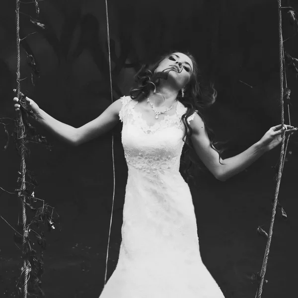 Caucasiano modelo noiva — Fotografia de Stock