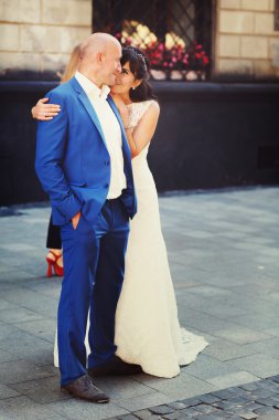 Gelin Damat arıyorum sarılma