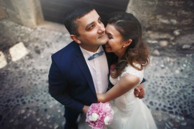 Şık genç mutlu gelin