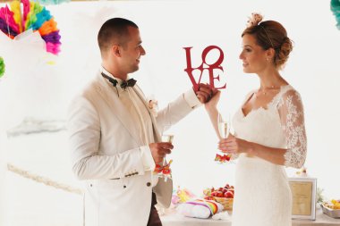 Gelin ve şık damat