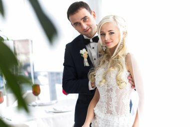 esmer damat ve sarı gelin