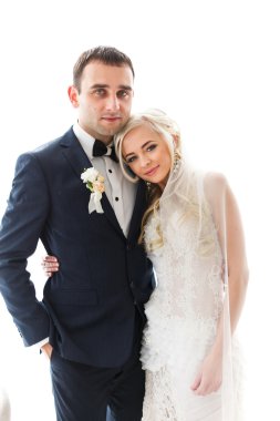 Sarışın gelin ve esmer damat