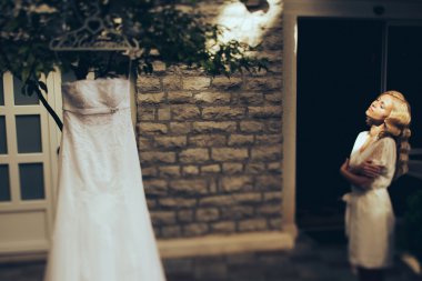 lüks mutlu sarı gelin