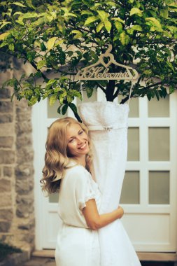 lüks mutlu sarı gelin