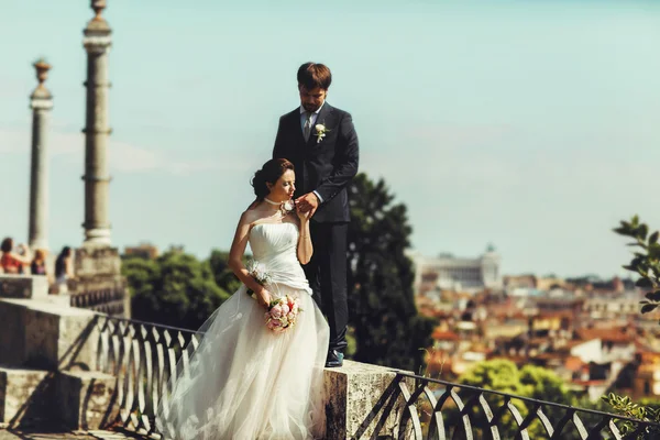 Stylish bride and groom — Stock Photo, Image