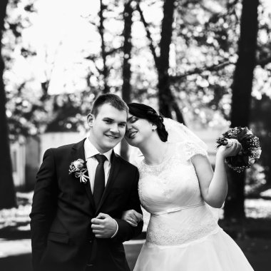 Gelin ve damat yürüyüş