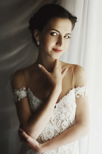 Beautiful sexual brunette bride — Stock Photo, Image