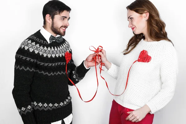 Happy stylish couple in love — ストック写真