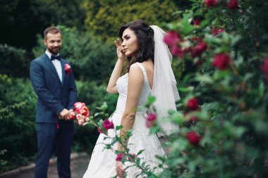 Muhteşem seksi esmer gelin