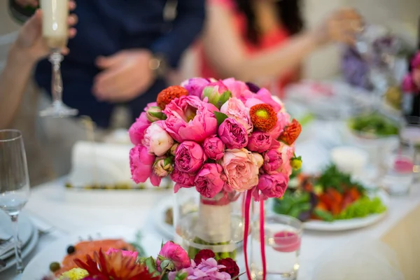 Beautiful freshly cut flowers — Stock Photo, Image