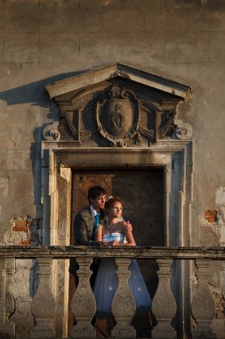 damat gelini huging olduğunu