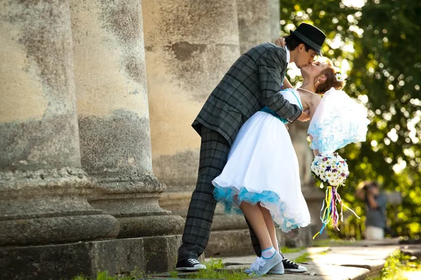 Casal de noivado bonito — Fotografia de Stock