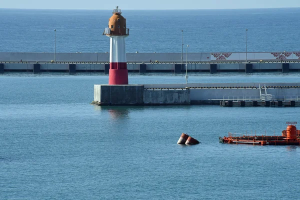 Faro en el puerto de Sochi —  Fotos de Stock