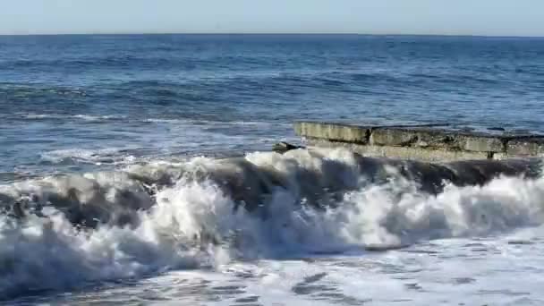 Beautiful sea surf — Stock Video