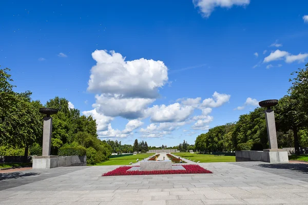 Piskaryovskoye memorial mezarlığı Leningrad.