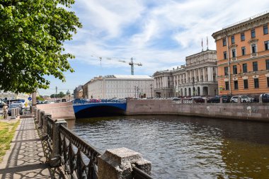 Yusupov nehir dolgu.