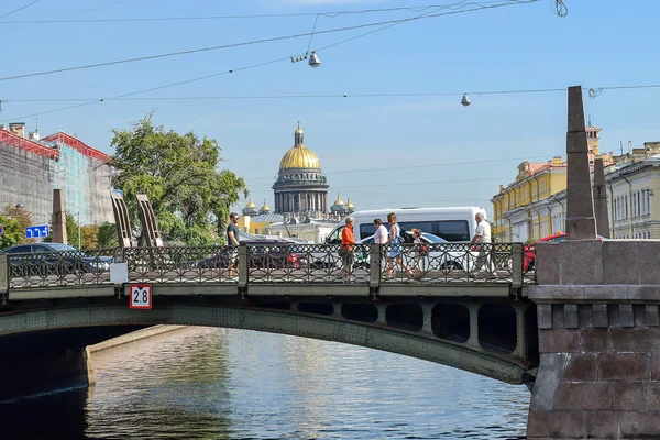 Saint-Petersburg, Kissing bridge, Russia — Stock Photo, Image