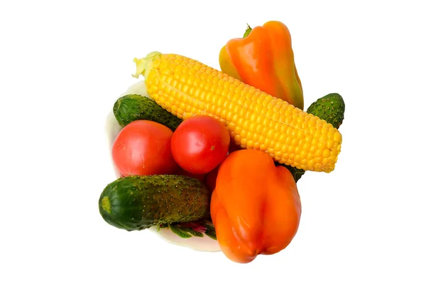 Свежие овощи, помидоры, огурцы, перец, кукуруза — стоковое фото