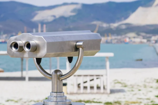 Prismáticos Panorámicos Telescopio Para Turistas Con Vista Mar —  Fotos de Stock