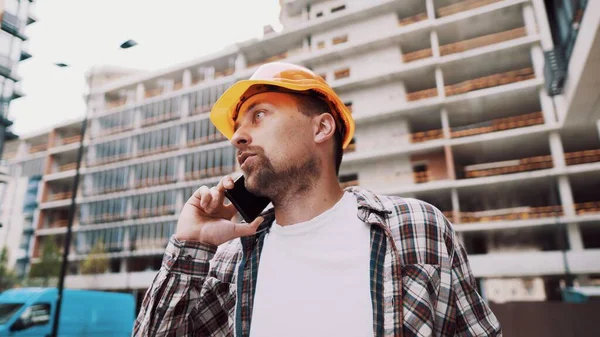 Portrait Young Handyman Making Call While Standing Construction Area Engineer — Stock Photo, Image