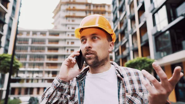 Portrait Young Handyman Making Call While Standing Construction Area Engineer — Stock Photo, Image