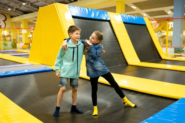 Children Active Leisure Sports Weekend Sports Center Acrobatics Trampoline Physical — Fotografia de Stock