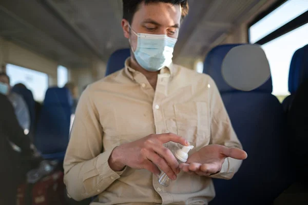 Viaje Com Segurança Transportes Públicos Jovem Com Máscara Facial Usando — Fotografia de Stock