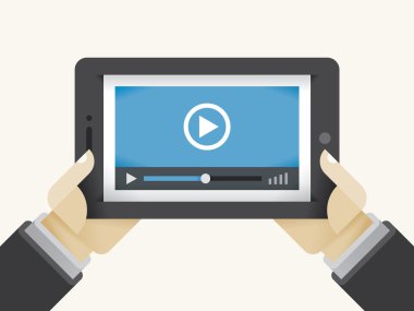 Tablet bilgisayarındaki video oynatıcı insan elini tutuyor. Konseptler: canlı yayın teknolojileri, hizmetler (Youtube, Netflix), ev filmleri medya koleksiyonu, video paylaşımı (Instagram, Facebook), çevrimiçi TV yayıncılığı