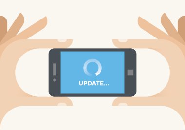 Ekranda güncelleme durumu olan cep telefonu insan eliyle tutuluyor. Fikir - Cep telefonu işletim sistemi güncelleme, mobil uygulama ve çevrimiçi oyun geliştirme, programlama vs..