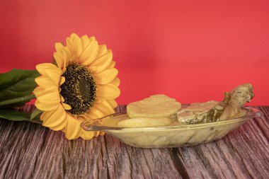 Tavuk Masak Lemak Cili Api 'de. Bu Malezya 'da popüler bir yerel yemektir. Seçici odak noktaları. Bulanık arkaplan