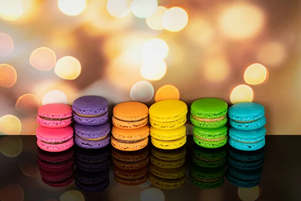 Heerlijke Macarons Een Beroemd Veelkleurig Frans Dessert Rij Selectieve Focus — Stockfoto