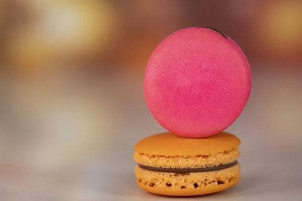 Heerlijke Macarons Een Beroemd Veelkleurig Frans Dessert Een Stapel Selectieve — Stockfoto