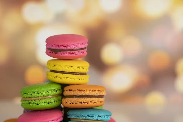 Heerlijke Macarons Een Beroemd Veelkleurig Frans Dessert Een Stapel Selectieve — Stockfoto