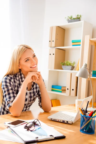 Portrait of pretty minded blonde dreaming about vacation — Stock Photo, Image