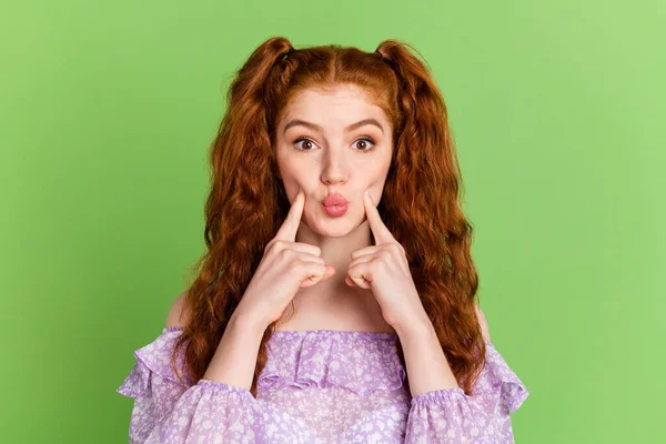 Photo of flirty orange hairstyle millennial lady want kiss wear violet blouse isolated on green color background — Stock Photo, Image