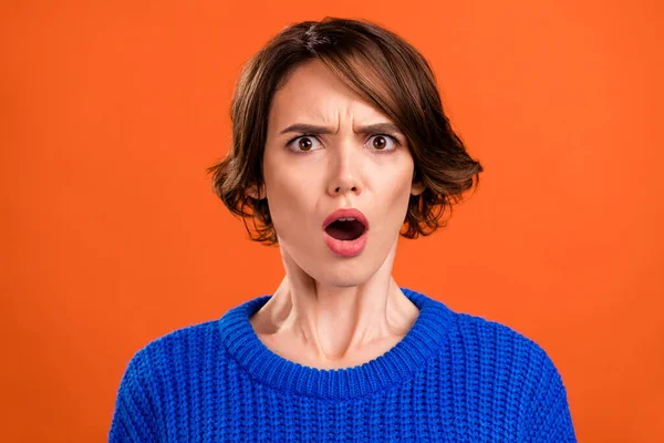 Photo portrait bob haired woman staring angry amazed isolated bright orange color background