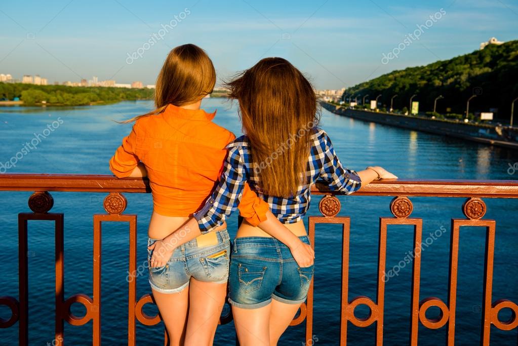 Lesbians Ass Pic