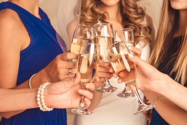 Girls celebrating — Stock Photo, Image