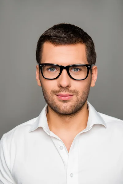 Close up photo of brainy smiling man — Stock Photo, Image