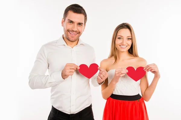 Man and woman with hearts with paper — Stock Photo, Image